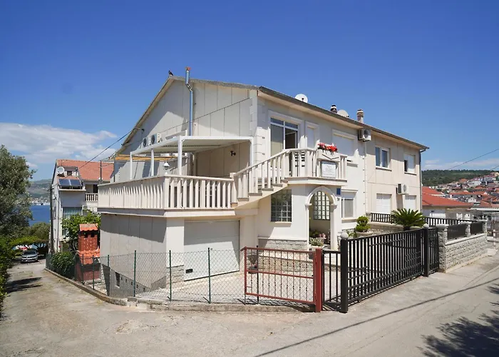 Apartament Mare