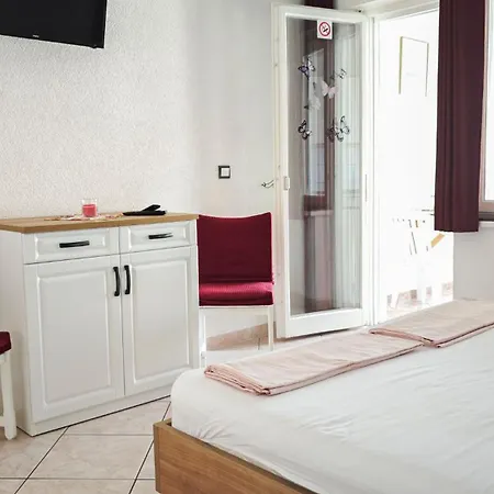 Mare Apartman