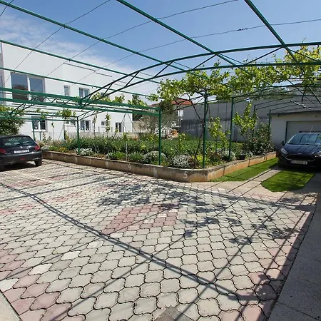 Mare Apartman
