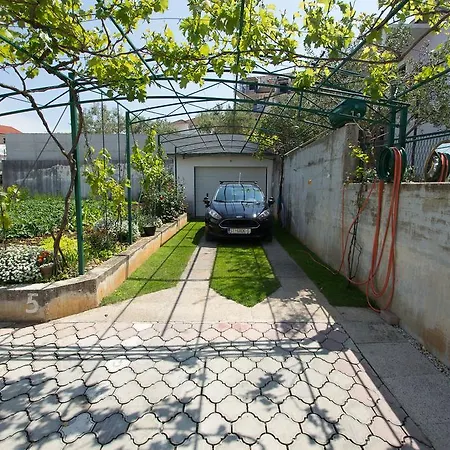 Apartman Mare *
