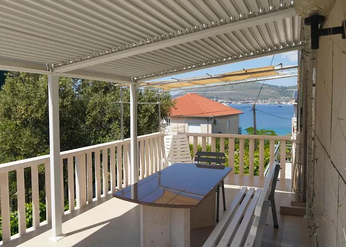 Mare Apartment *